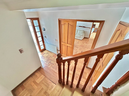 Amplia Casa Con Parquet, Luz Natural En El Corazón De Vitacu