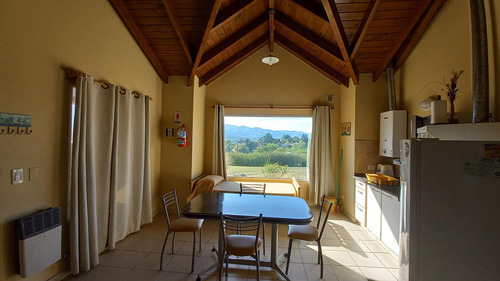 Venta De Complejo De Cabañas Con La Mejor Calificación En Todos Los Portales - 8 Cabañas - 10.000m2
