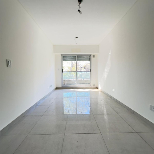 Departamento En Venta De 1 Dormitorio Echesortu Rosario