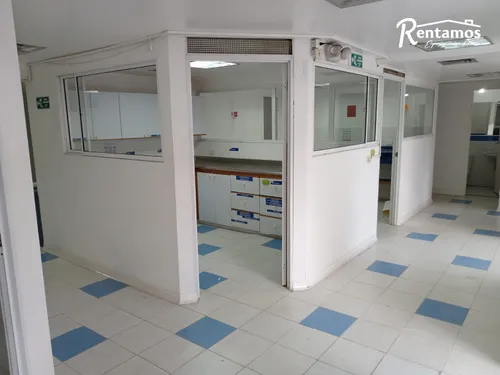 Oficina En Arriendo En Centro. Cod A775380