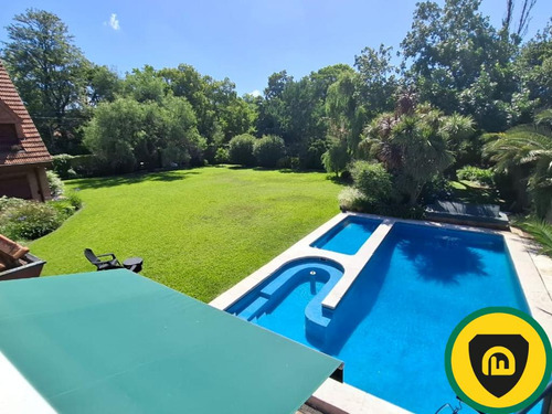 Casa En Venta Apto Credito - Bella Vista - 6 Dormitorios
