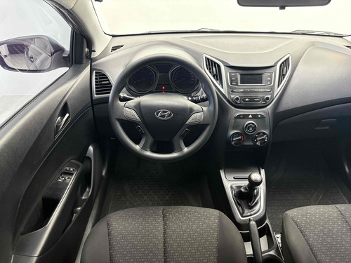 Hyundai HB20 1.0 UNIQUE 12V FLEX 4P MANUAL