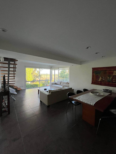 Casa En Venta - 3 Dormitorios 2 Baños - 605mts2 - Sierra De Los Padres