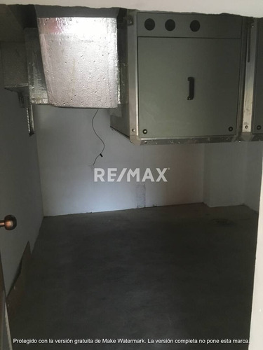 262788 L. P. Venta Oficina De Dos Niveles, Hesperia Wtc, Mañongo, Naguanagua, Solo Clientes