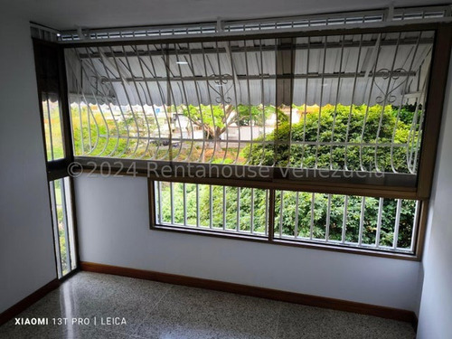 Apartamento En Alquiler En Horizonte 24-27430 Cs