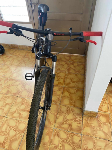 Bicicleta Scott Scale Syncros