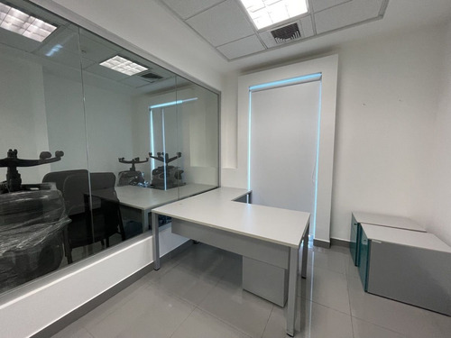 Edificio Oficinas Venta Alquilado Renacimiento, Santo Domingo