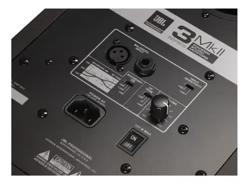 Monitor Jbl 305p Mkii em cor preta | Parcelamento sem juros