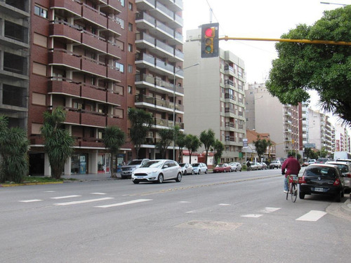 Imagen 21 de 24 de Alquiler Importante Local Macrocentro!