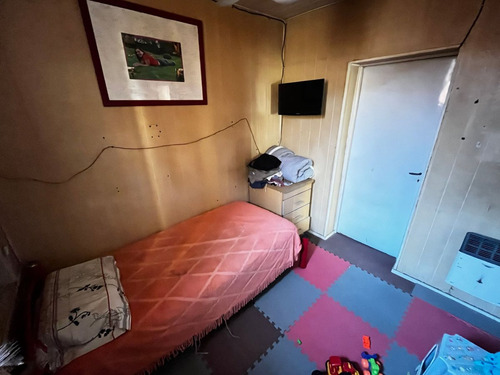 Casa De Tres Dormitorios En Venta En Barrio Alvear