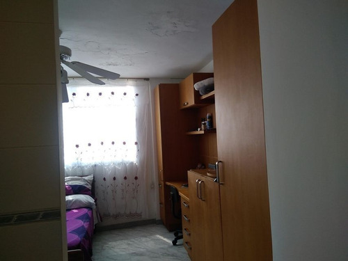 Imagen 6 de 18 de Eloisa Mejia Rentahouse Vende Townhouse En El Parral Valencia 22-9386