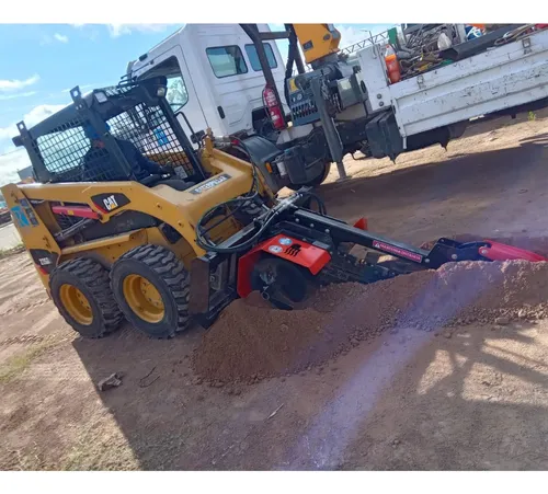 Implemento Zanjadora Za400 Pecarí - Minicargadora