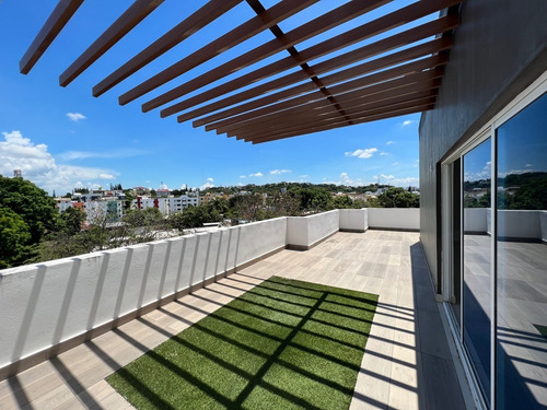Imagen 1 de 14 de Apartamento Con Terraza En Santiago, Con Vista Al Monumento De Santiago.