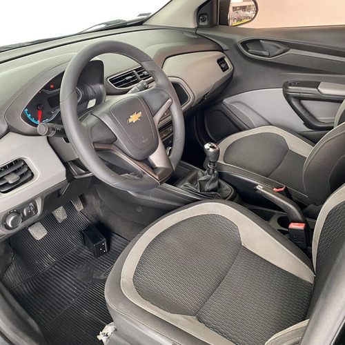 Imagem 11 de 13 de Chevrolet Ônix Flexpower 1.0 Lt 2015