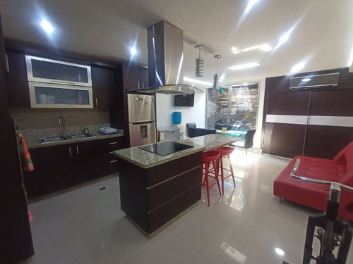 Town House En Conjunto Residencial Villa Florencia 2, Tazajal, Naguanagua. Foth- 426 Fg