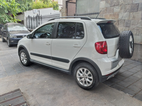 Imagen 6 de 10 de Volkswagen Crossfox 1.6 Trendline (l10) 2014 / Nafta