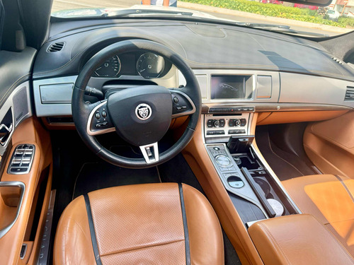 Jaguar XF 3.0 4p Luxury V6 /t At