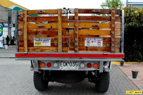 Nissan Frontier 2.5 D22 / Np300 Estacas Diesel Mt 4x4