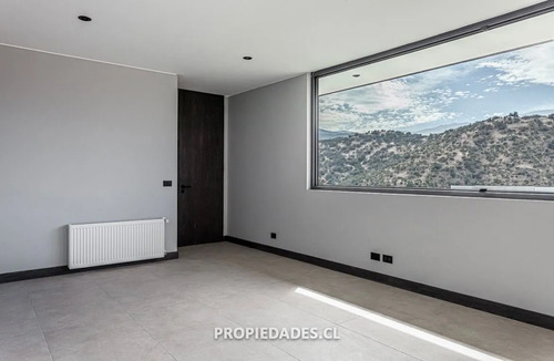 Casa En Condominio En Arriendo En Lo Barnechea