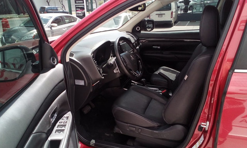 Imagen 9 de 15 de Mitsubishi Outlander 2018 2.4 Limited Cvt