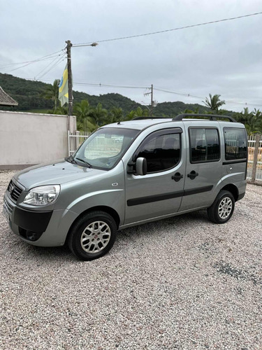 Fiat Doblo 1.8 16v Essence Flex 5p