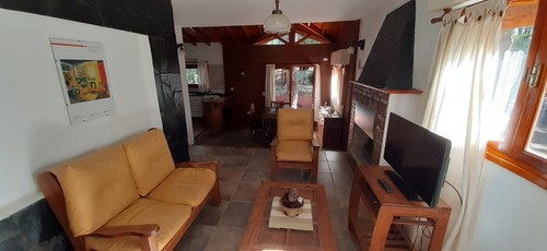 Casa De Tres Dormitorios A 300 Metros Del Mar