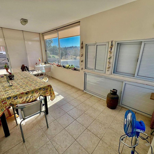 Casa En Venta 2 Dormitorios, Pileta, Mas Departamento. B° Villa Del Lago