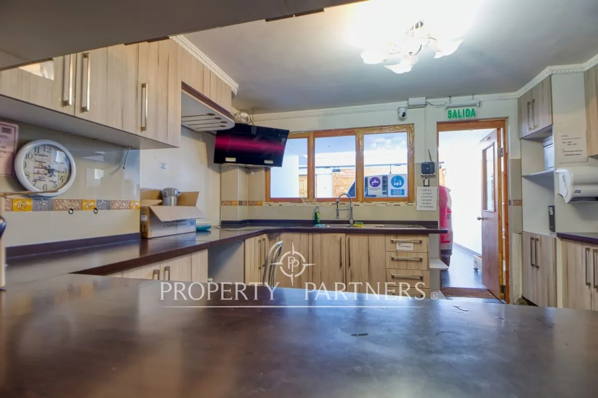 Imagen 5 de 27 de Se Vende Amplia Casa Ideal Para Uso Comercial