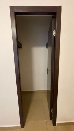 Imagen 8 de 11 de Alquilo Apartamento Amoblado En La Tumba Muerto Ph Urbis Tower
