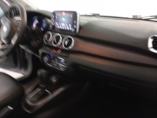 Fiat Cronos 1.8 16v Precision At6 Pack Premium