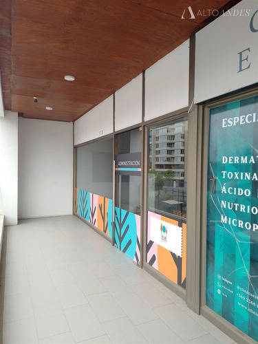 Arriendo Local Comercial En Stripcenter En Concón