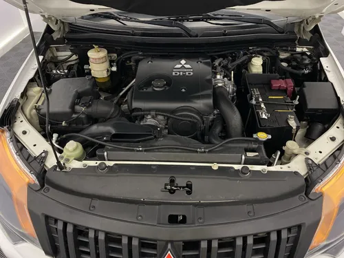 Mitsubishi L200 2.5l