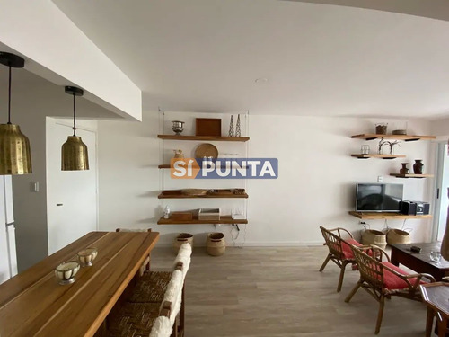 Imagen 3 de 19 de Moderno Apartamento De 2 Dormitorios En Alquiler Frente Al Mar
