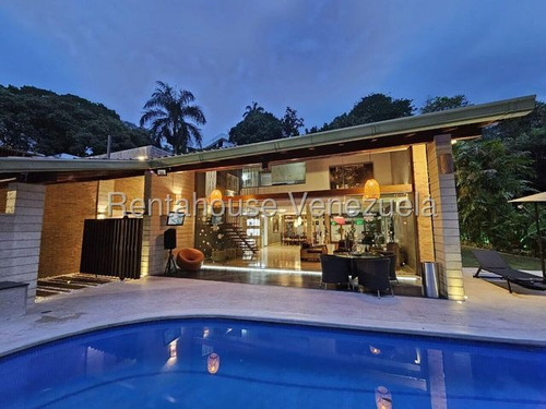 Agp Moderna Casa En Venta En Lomas De Chuao, Con Hermosa Áreas Sociales 25-21600 Ys