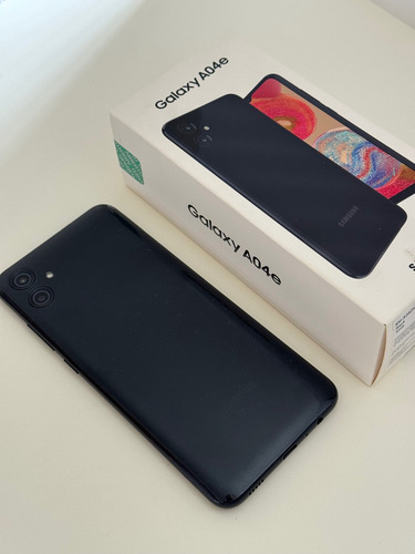 Celular Samsung Galaxy A04e Modelo Sm-a042m, 32gb (Usado)