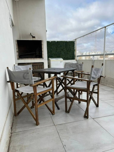 Vendo Moderno Apartamento 2 Dormitorios En Piso 8 Con Terraza Y Parrillero