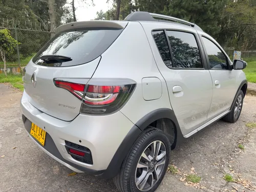 Renault Stepway 1.6 Intens Cvt