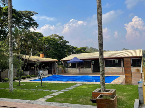 Imagem 3 de 9 de Linda Casa De Esquina, Atras Da Chevrolet Aba Motors