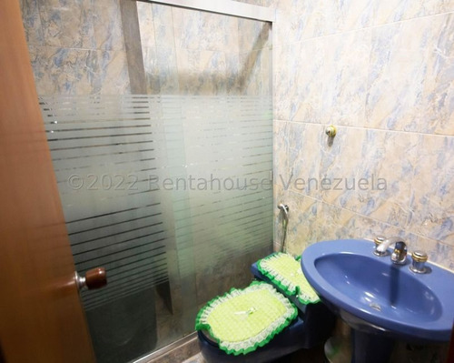 Imagen 7 de 9 de Apto En El Llanito #23-16370 Cca
