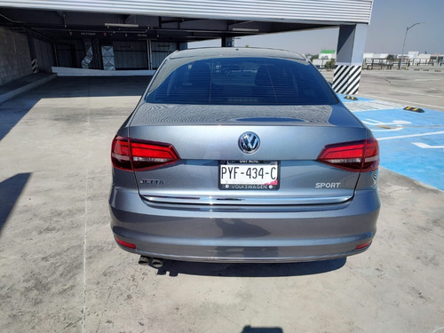 Imagen 6 de 15 de Volkswagen Jetta 2016