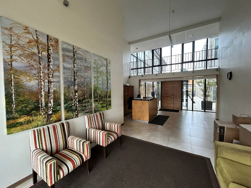 Departamento Soñado Con Jardín Al Río, A Metros De La Plaza