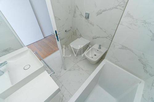 Alquiler / Venta Departamento 2 Ambientes Con Balcón - Vicente López - Infinity Towers