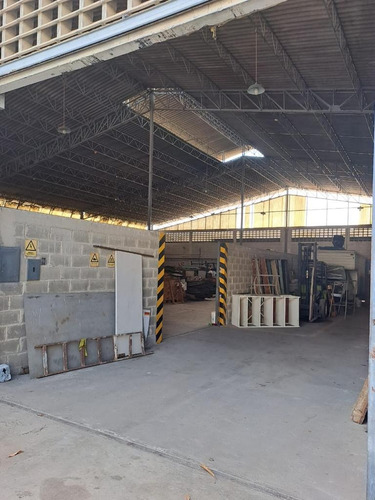 Venta De Galpón En La Zona Industrial Los Naranjos En Guarenas Jm