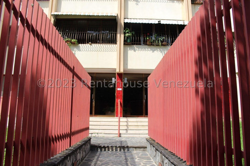 Comodo Apartamento En Santa Paula Yb 24-6569