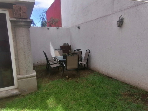 Se Vende Casa En Fraccionamiento Residencial La Moraleja .