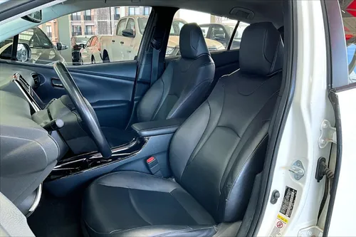 Toyota Prius 1.8 Premium Cvt