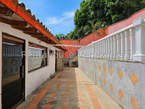 Vendo Casa En Urbanización El Castaño, Código 25-6576 Cm Leer Descripción