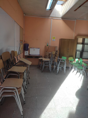 Excelente Recinto Para Uso Educacional O Comercial .