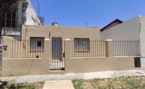Casa En Venta - 1 Dormitorio 1 Baño - 175mts2 - San Fernando