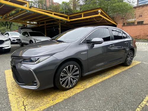 Toyota Corolla 1.8 Se-g Hibrido At 4x2 2022